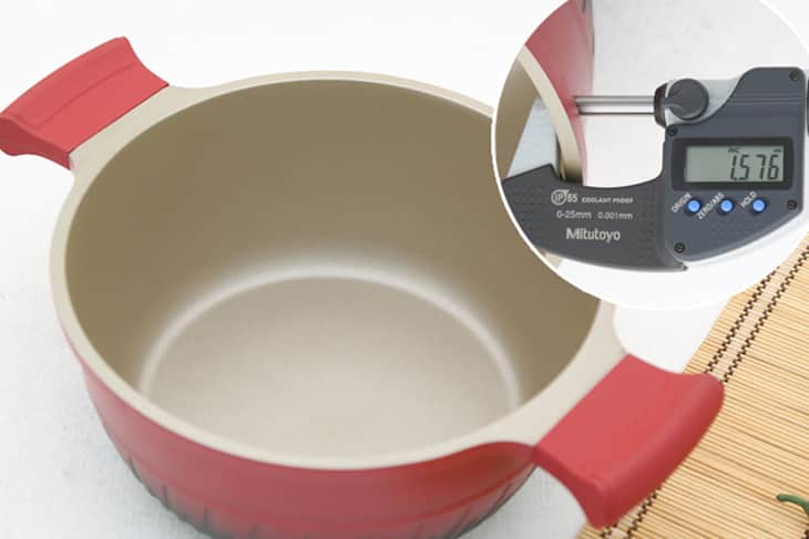 Nồi không có lớp chống dính