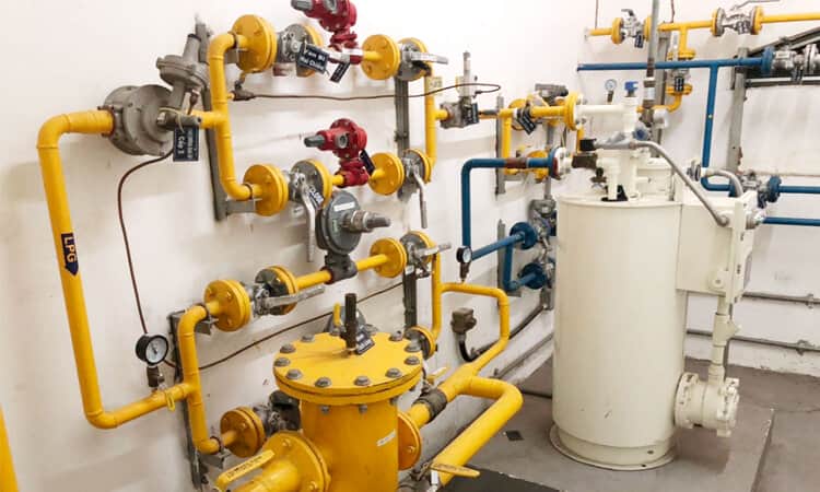 Các thiết bị sử dụng là các thiết bị chuyên ngành, chất lượng cao